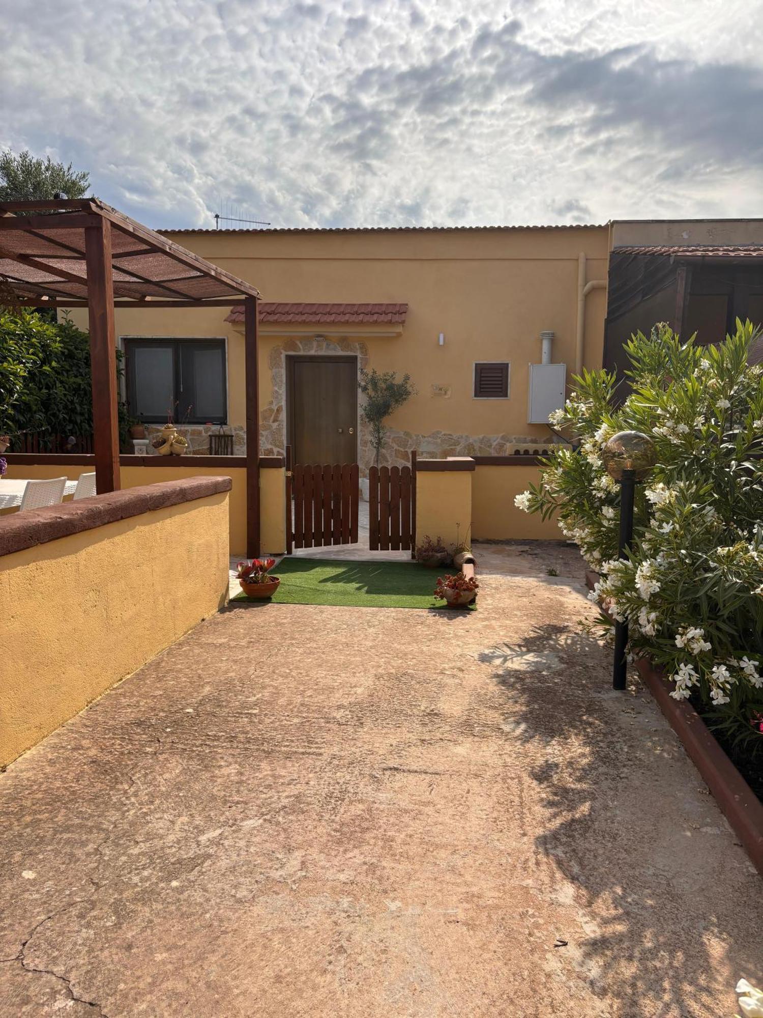 Mariella House Apartment Fasano Exterior foto